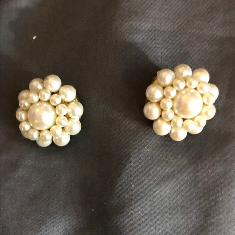 Clip on pearl earrings
